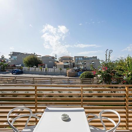 Ostrakon Suites Agia Marina Exteriör bild