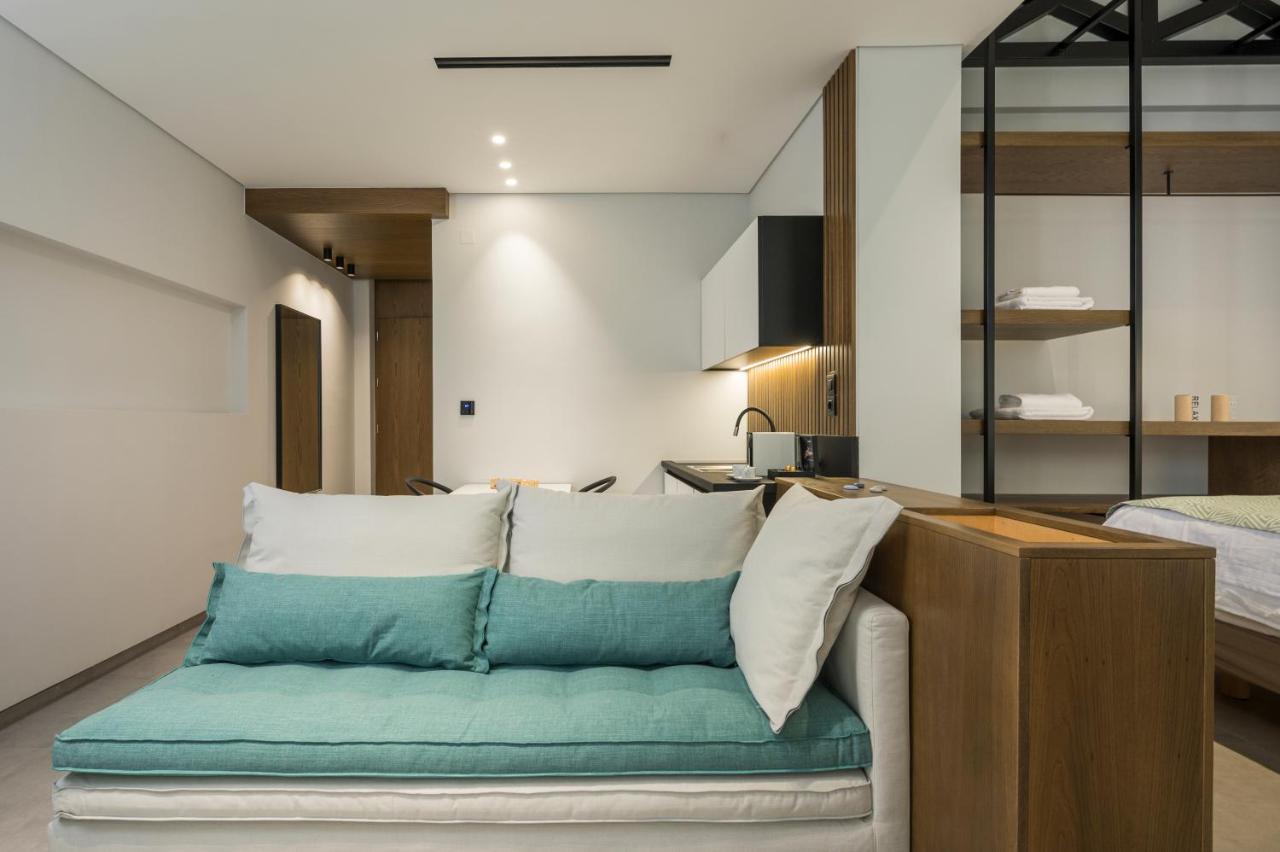 Ostrakon Suites Agia Marina Exteriör bild