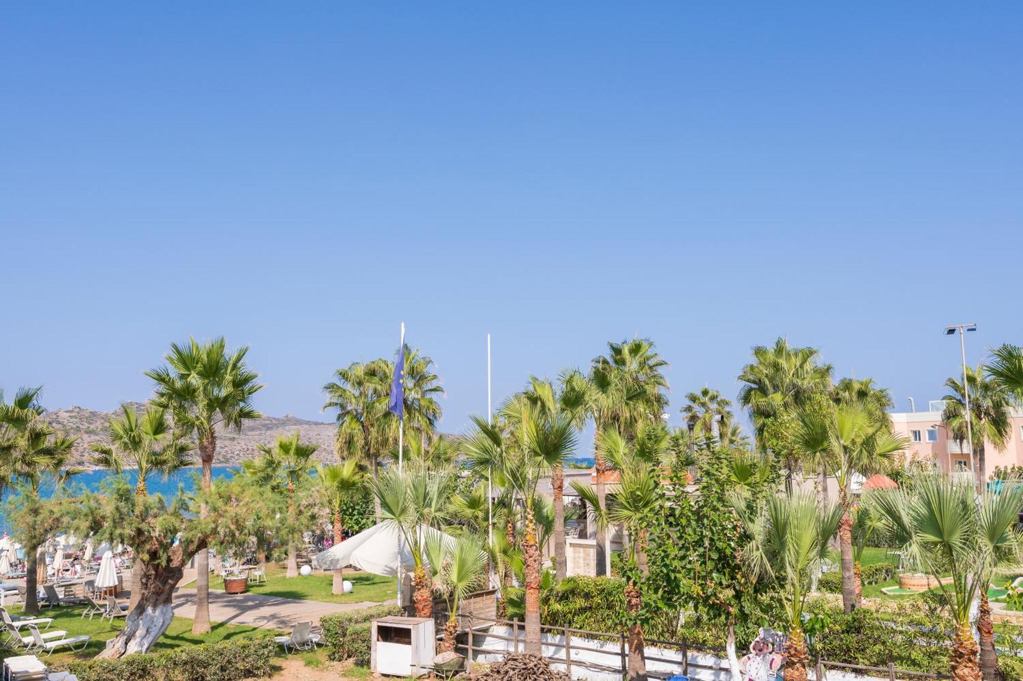 Ostrakon Suites Agia Marina Exteriör bild