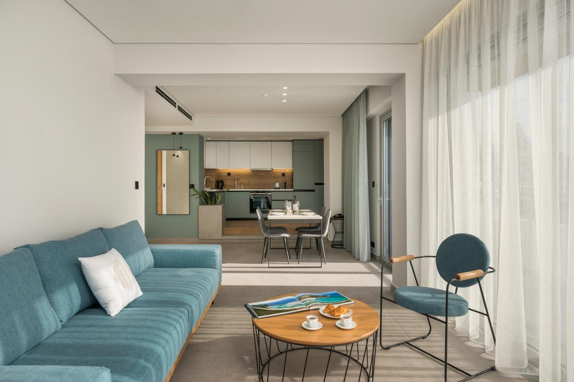 Ostrakon Suites Agia Marina Exteriör bild
