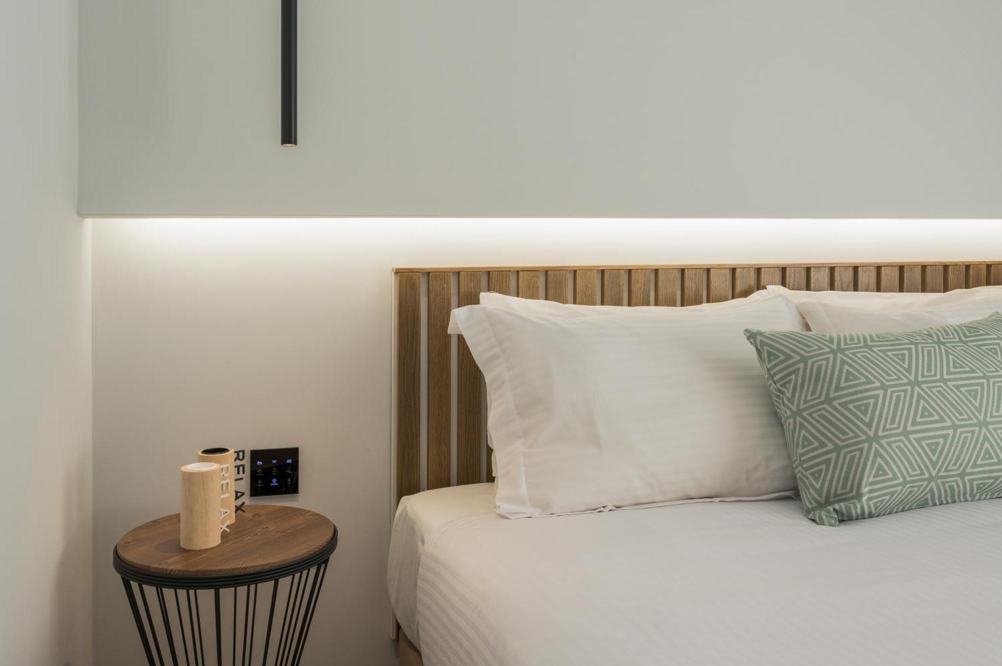 Ostrakon Suites Agia Marina Exteriör bild