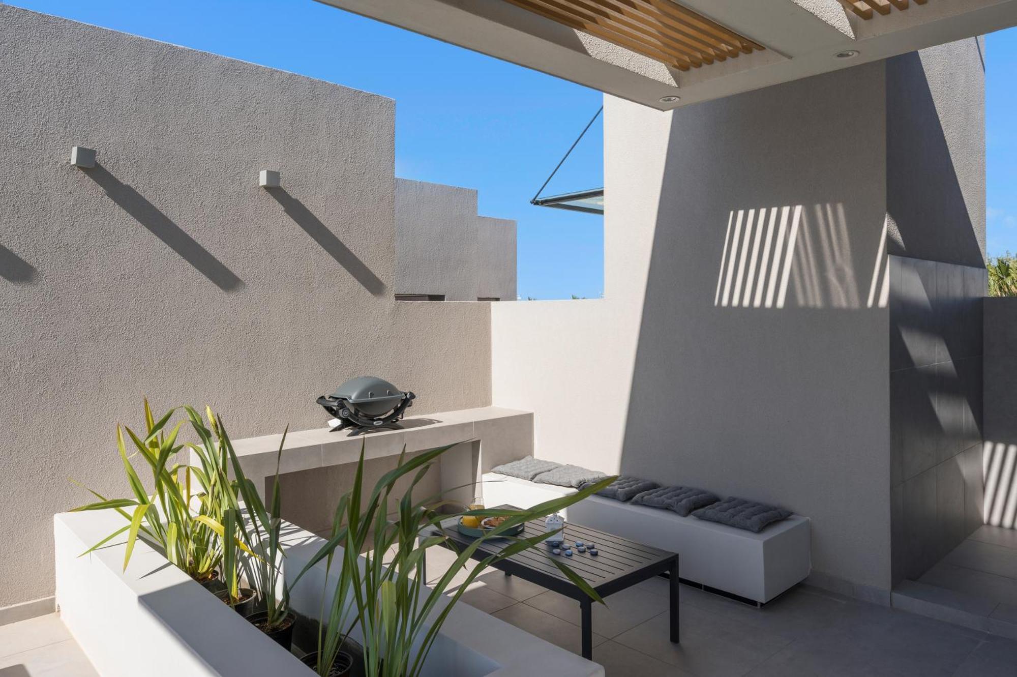 Ostrakon Suites Agia Marina Exteriör bild