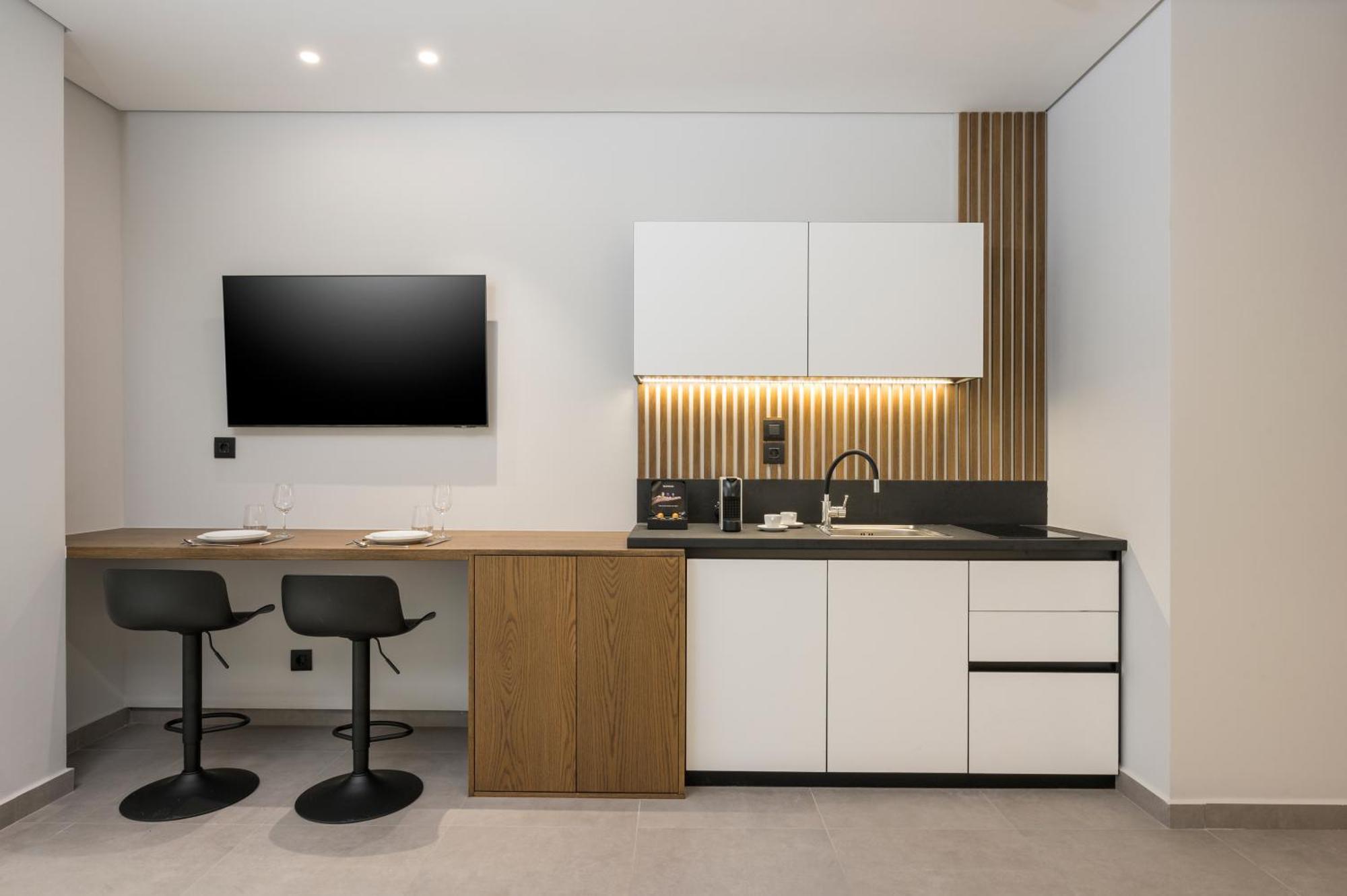 Ostrakon Suites Agia Marina Exteriör bild
